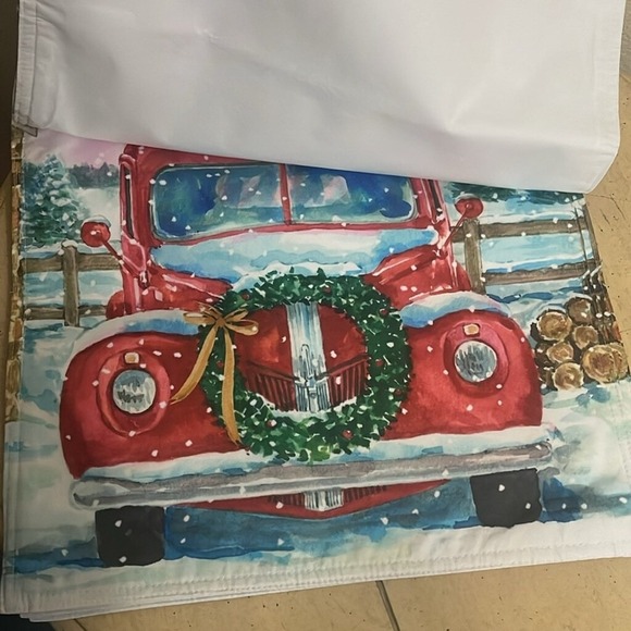 Arctic Holiday Christmas Red Truck Placemats Set of 4 Easy Care 16x16 NWT - Picture 4 of 6